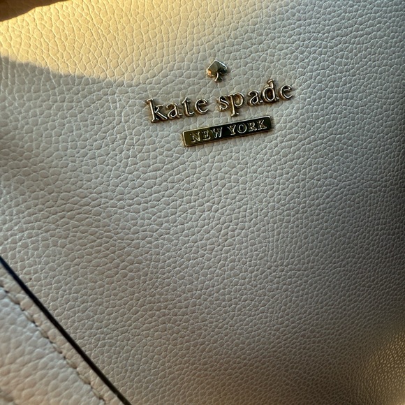 Kate Spade Classic Light Pink Tote Bag - Picture 2 of 4